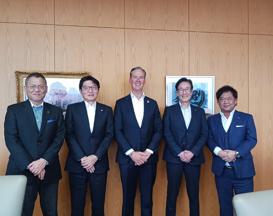 Shriro CEO Tim Hargreaves with Senior CASIO Executives celebrate 40 years of partnership at CASIO Headquarters.